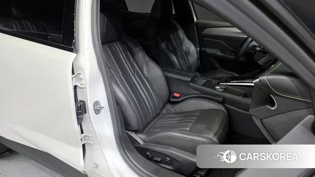 Peugeot 408 2023 Белый из Кореи, фото 3