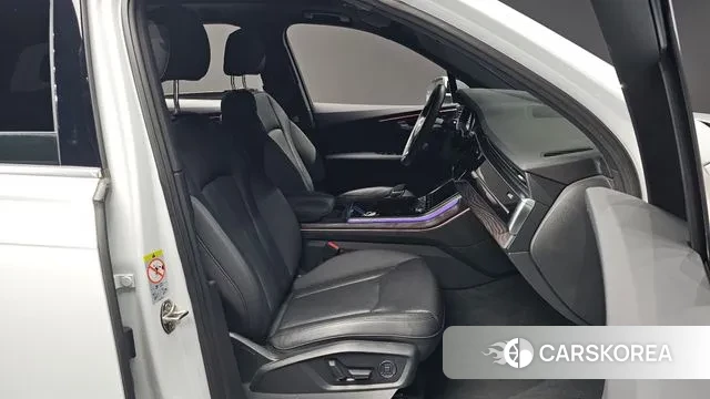 Audi Q7 (4M) 2021 Белый из Кореи, фото 3