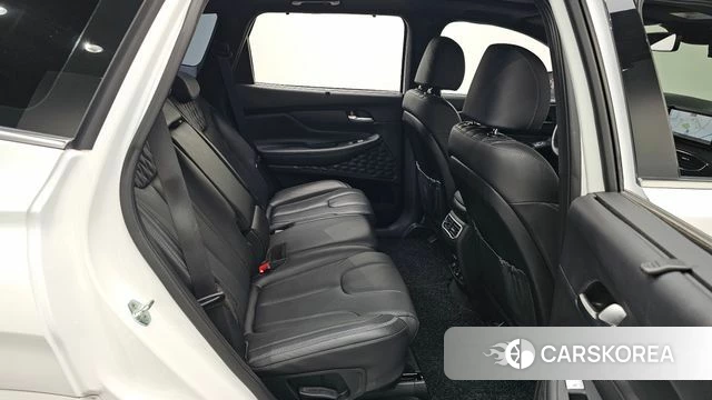 Hyundai The New Santa Fe 2022 Белый из Кореи, фото 3