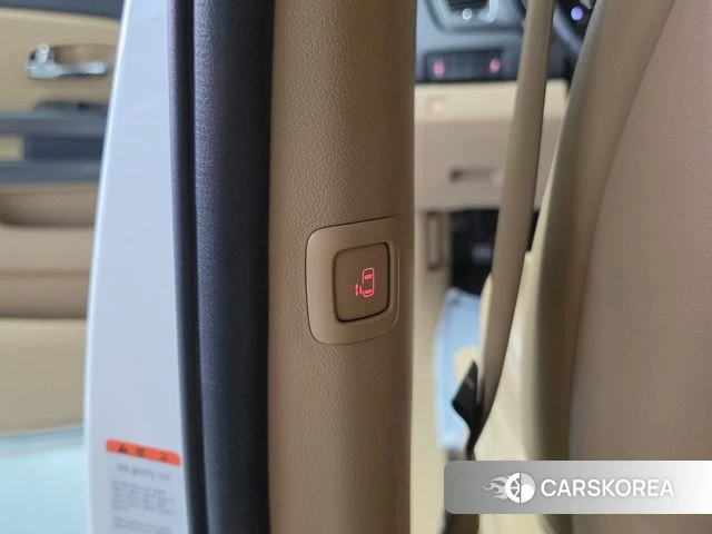 Kia The New Carnival 2019 Белый из Кореи, фото 3