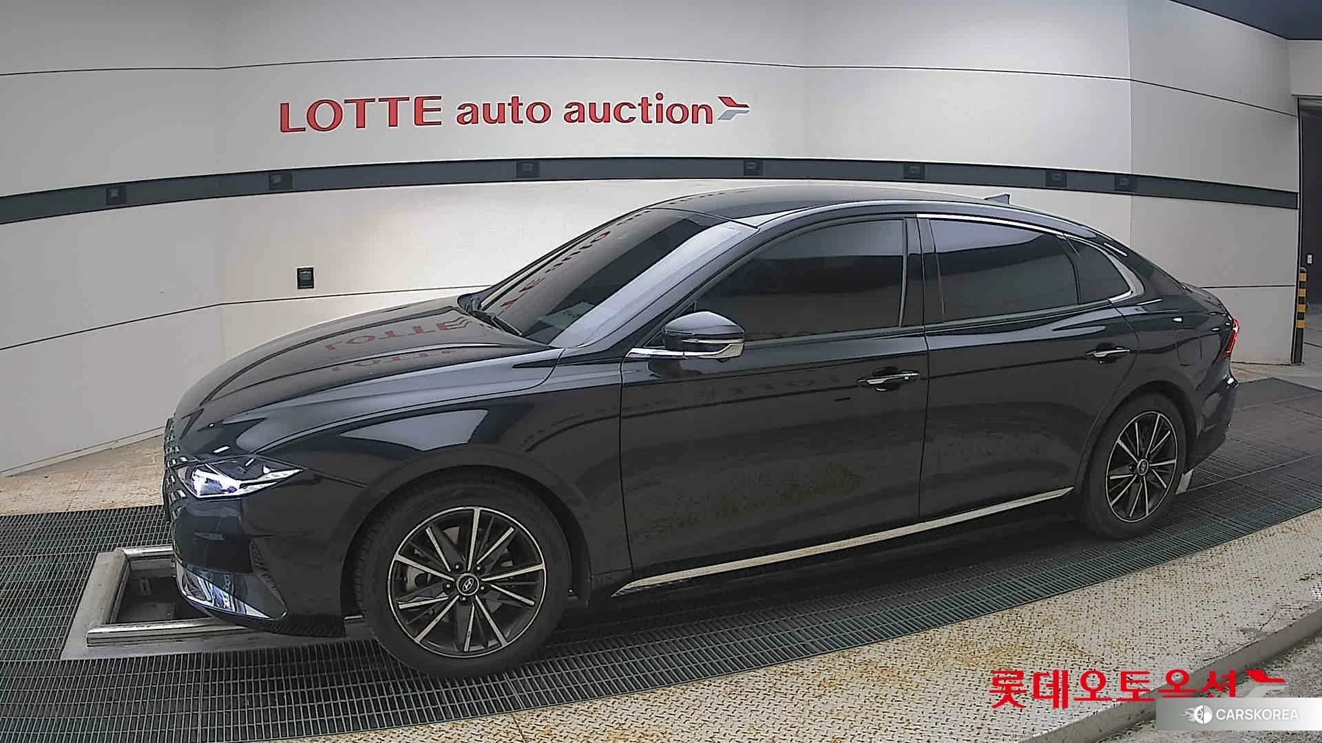 Hyundai Grandeur 2022 Midnight Black Pearl из Кореи, фото 3