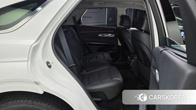 Genesis GV70 2024 Белый из Кореи, фото 3