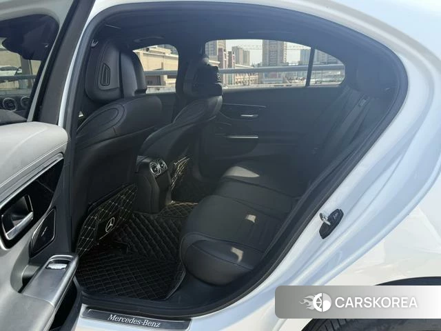 Mercedes-Benz Class C 2023 Белый из Китая, фото 3