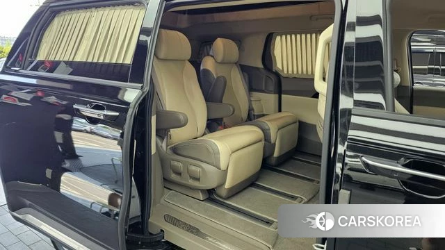 Kia Carnival 4th generation 2022 Черный из Кореи, фото 3