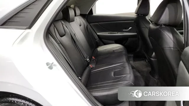 Hyundai Avante (CN7) 2022 Белый из Кореи, фото 3