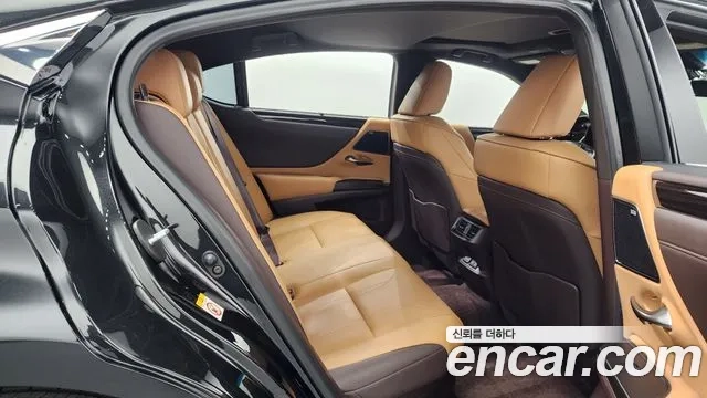 Lexus ES300h 7th generation id 2912767 из Кореи 3