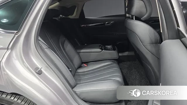 Genesis G80 (RG3) 2021 Серебряный из Кореи, фото 3