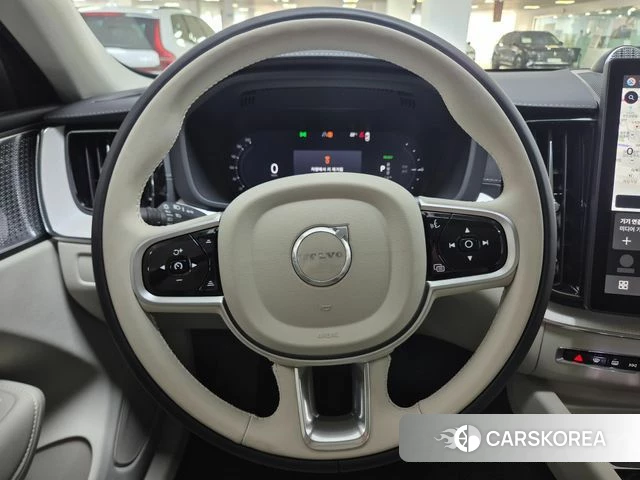 Volvo XC60 second Generation 2025 Белый из Кореи, фото 3