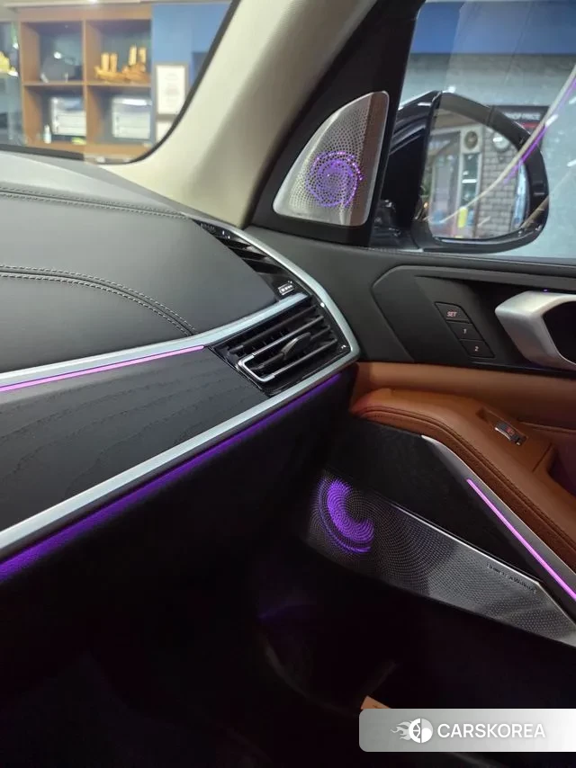 BMW X7 (G07) 2022 Белый из Кореи, фото 3