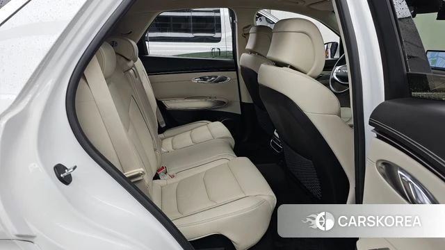 Genesis GV70 2021 Белый из Кореи, фото 3