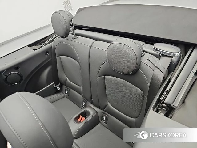 Mini Cooper Convertible 2024 Белый из Кореи, фото 3