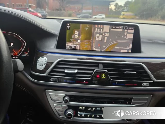 BMW 7 Series (G11) 2020 Черный из Кореи, фото 3