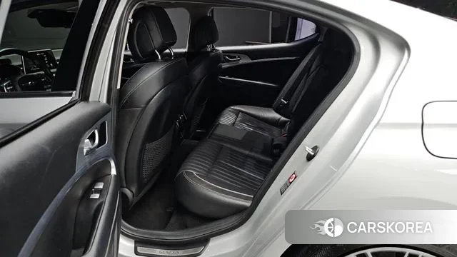 Genesis G70 2018 Серебряный из Кореи, фото 3