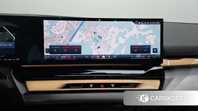 BMW 5 Series (G60) 2025 Серебристо-серый из Кореи, фото 3