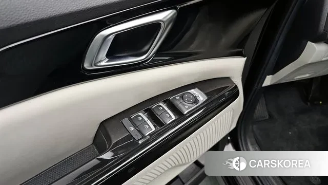 Kia Carnival 4th generation 2023 Черный из Кореи, фото 3