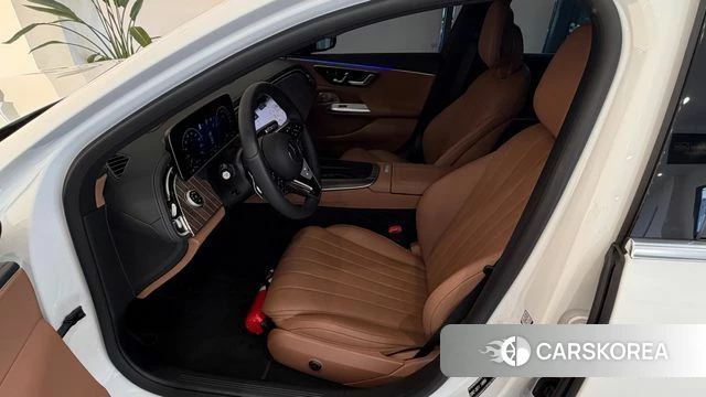 Mercedes-Benz E-Class W214 2026 Белый из Кореи, фото 3