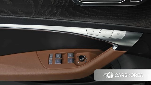 Audi A6 (C8) 2023 Черный из Кореи, фото 3