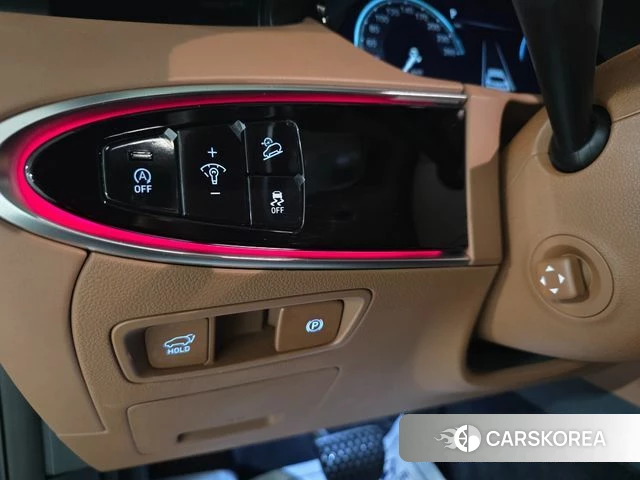 Genesis GV70 2023 Черный из Кореи, фото 3