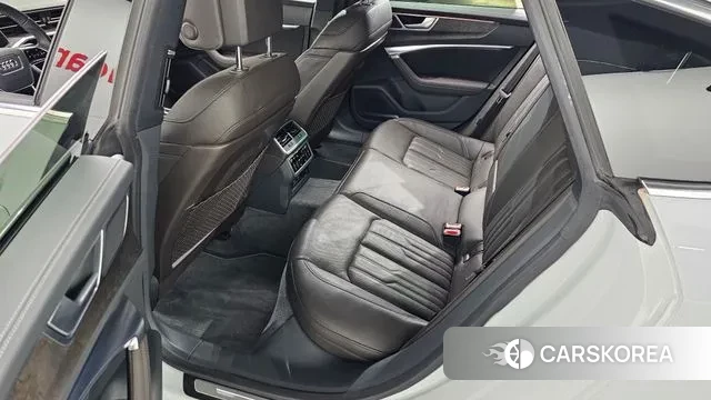 Audi A7 (4K) 2021 Белый из Кореи, фото 3