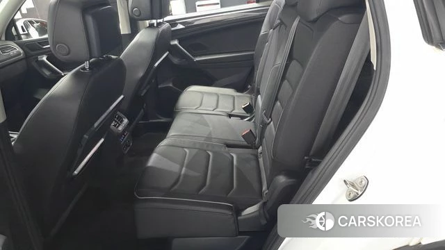 Volkswagen Tiguan Allspace 2020 Белый из Кореи, фото 3