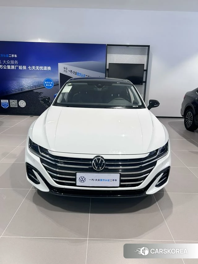 Volkswagen CC 2024 Белый из Китая, фото 3