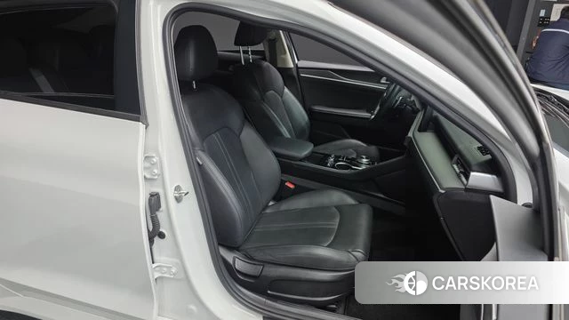 Kia K5 3rd generation 2020 Белый из Кореи, фото 3