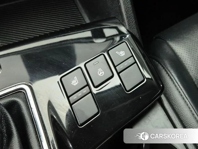 Kia Sportage 5th Generation 2021 Белый из Кореи, фото 3