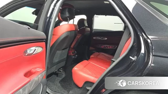 Genesis GV70 2021 Черный из Кореи, фото 3