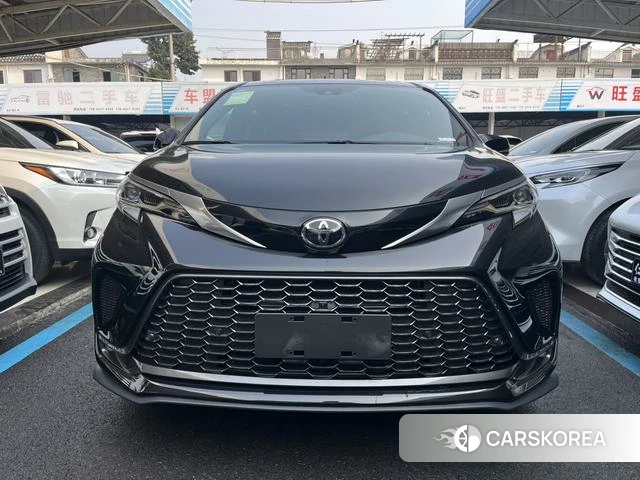 Toyota Grevia 2025 Черный из Китая, фото 3
