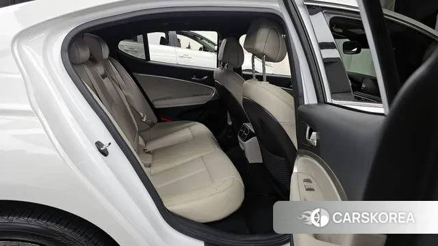 Genesis The New G70 2021 Белый из Кореи, фото 3