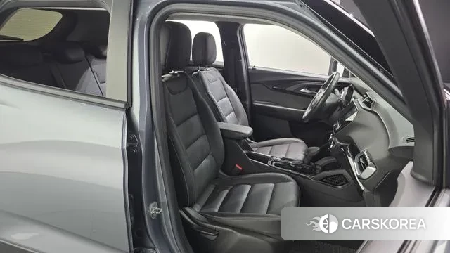 Chevrolet (GM Daewoo) Trailblazer 2021 Серый из Кореи, фото 3