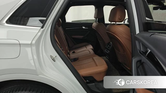 Audi Q5 (FY) 2022 Белый из Кореи, фото 3