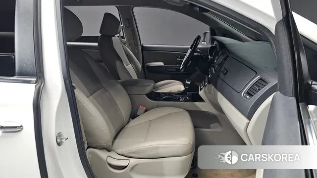 Kia The New Carnival 2019 Белый из Кореи, фото 3