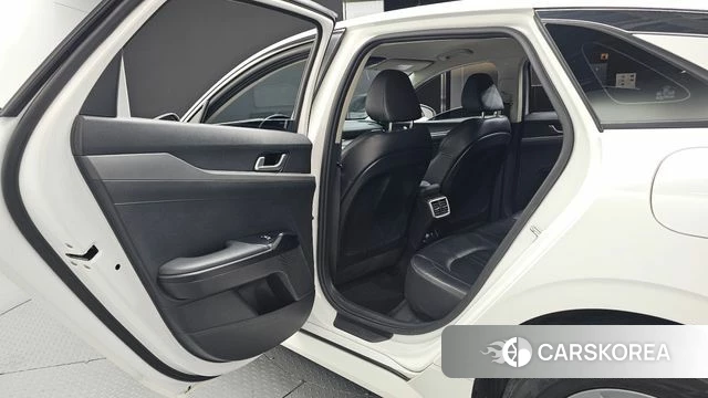 Kia K5 3rd generation 2020 Белый из Кореи, фото 3