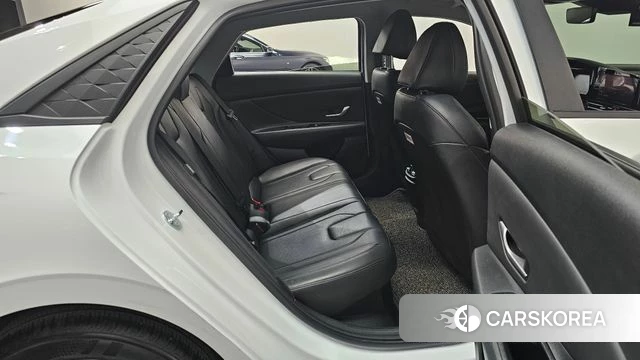 Hyundai The New Avante Hybrid (CN7) 2024 Белый из Кореи, фото 3