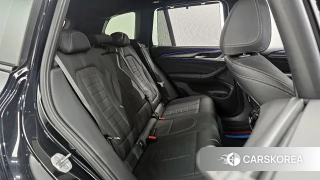 BMW X3 (G01) 2023 Черный из Кореи, фото 3