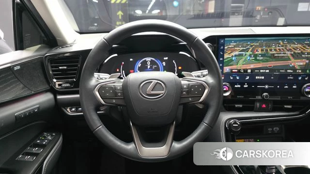 Lexus NX350h Second generation 2024 Белый из Кореи, фото 3