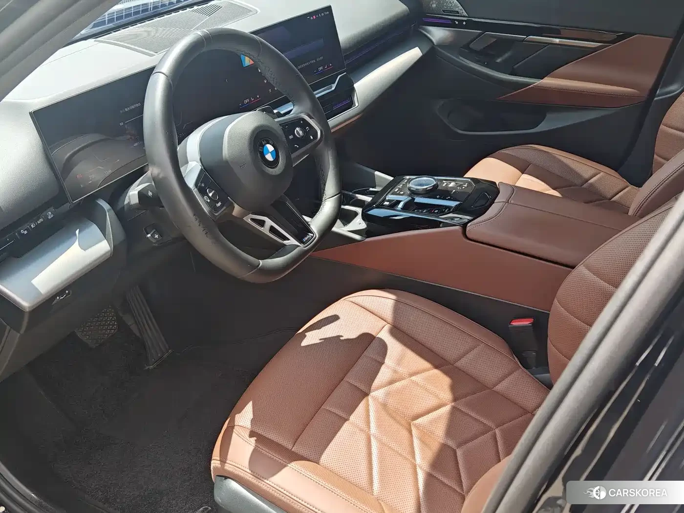 BMW 5 series 2024 Черный из Китая, фото 3