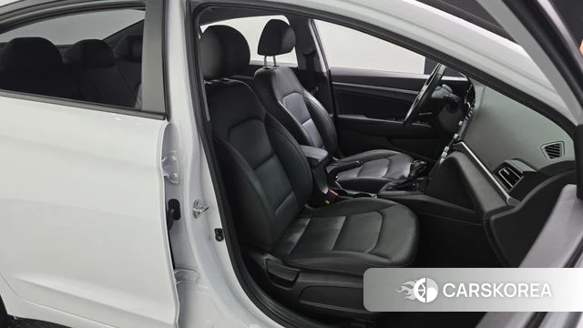 Hyundai The New Avante AD 2019 Белый из Кореи, фото 3