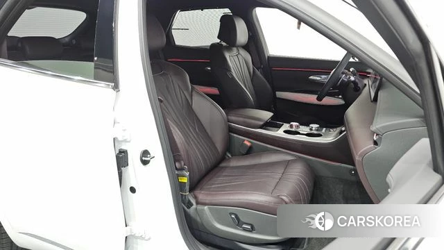 Genesis GV70 2024 Белый из Кореи, фото 3