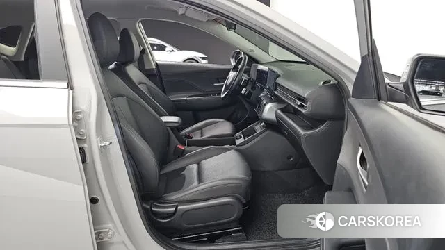 Hyundai Kona (SX2) 2023 Серебряный из Кореи, фото 3