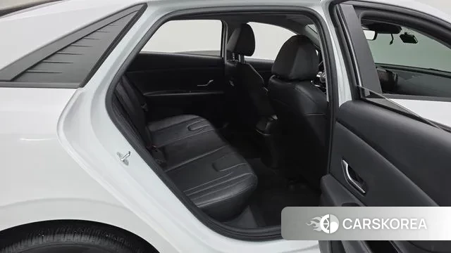 Hyundai Avante (CN7) 2022 Белый из Кореи, фото 3