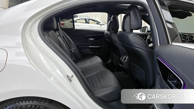 Mercedes-Benz C-Class W206 2024 Белый из Кореи, фото 3