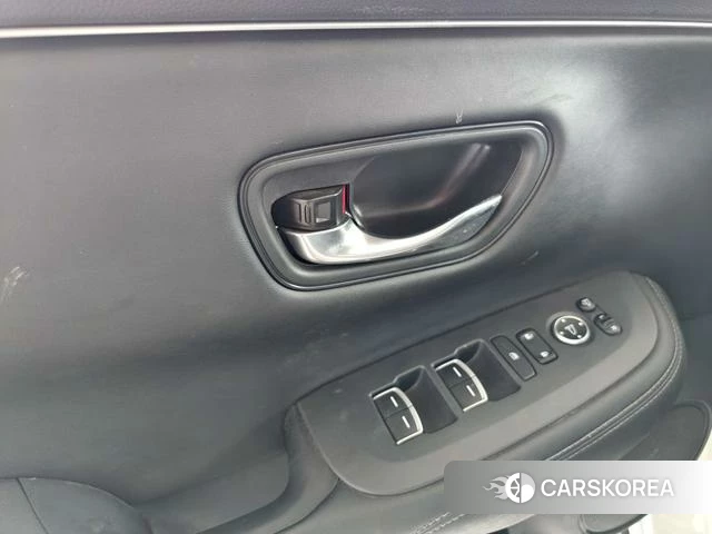 Honda HR-V 2024 Белый из Китая, фото 3