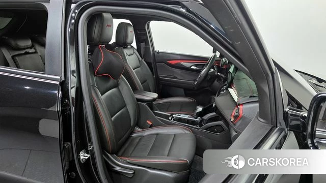 Chevrolet (GM Daewoo) The New Trail Blazer 2024 Черный из Кореи, фото 3