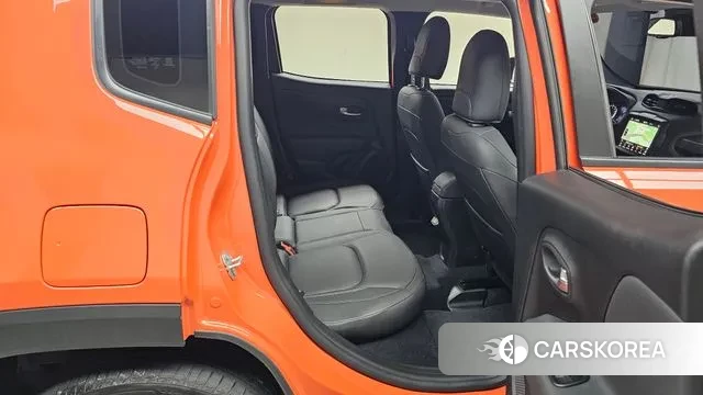 Jeep Renegade id 3197731 из Кореи 3
