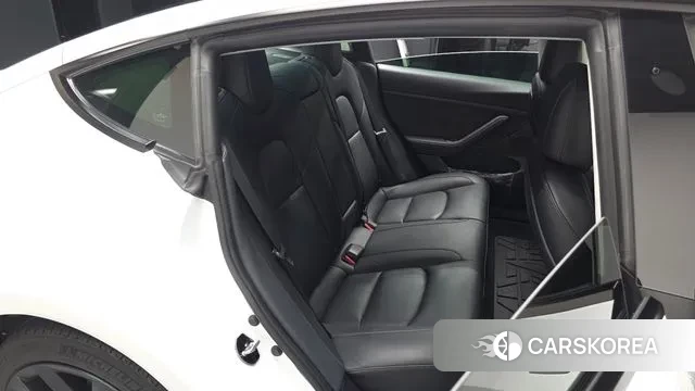 Tesla Model 3 2022 Белый из Кореи, фото 3