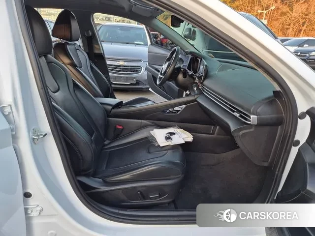 Hyundai Avante (CN7) 2022 Белый из Кореи, фото 3