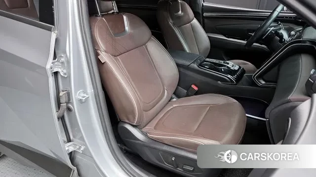 Hyundai Tucson (NX4) 2023 Серебряный из Кореи, фото 3