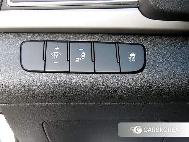 Hyundai Avante AD 2018 Белый из Кореи, фото 3